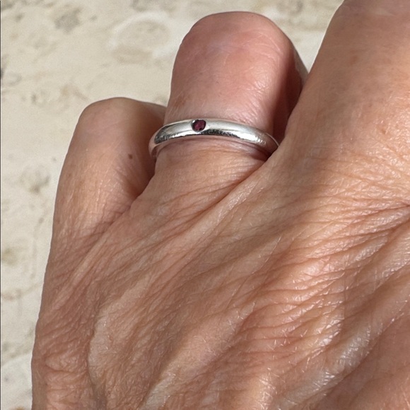 Tiffany & Co. Elsa Peretti® Sterling Silver Stackable Ring with Ruby - Picture 4 of 10